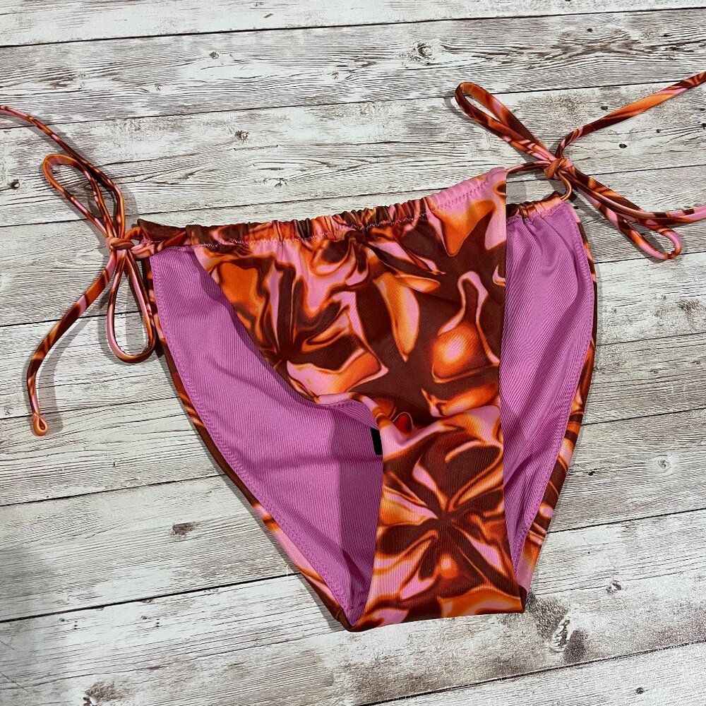 Small Women's Weekday Breeze String Bikini Bottoms